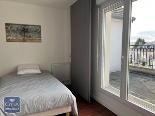  Appartement à louer 3 pièces 65 m²
