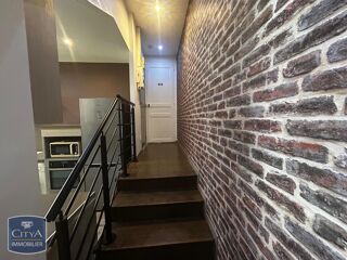 Appartement à louer 3 pièces 76 m²
