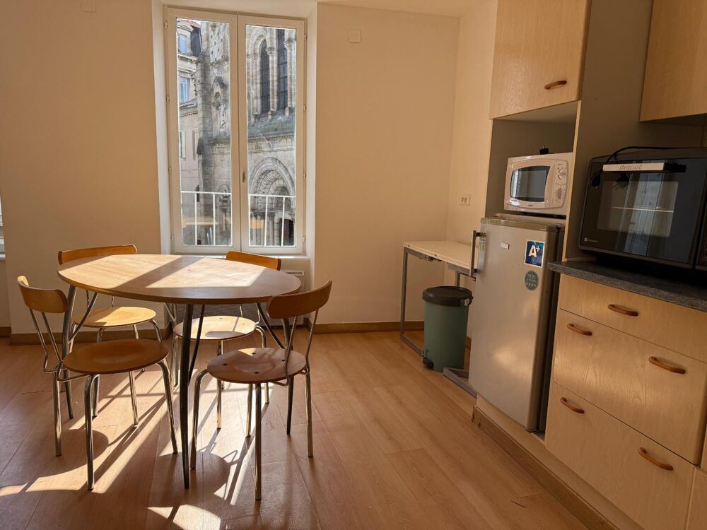 location Appartement - 2 pièce(s) - 30 m² Aubenas (07200)