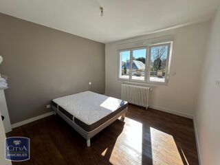  Appartement à louer 4 pièces 63 m²