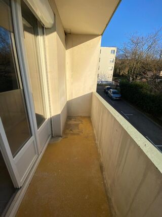  Appartement à louer 3 pièces 68 m²