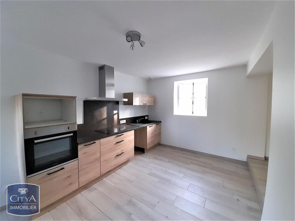 location Maison - 3 pièce(s) - 96 m² Fay (72550)
