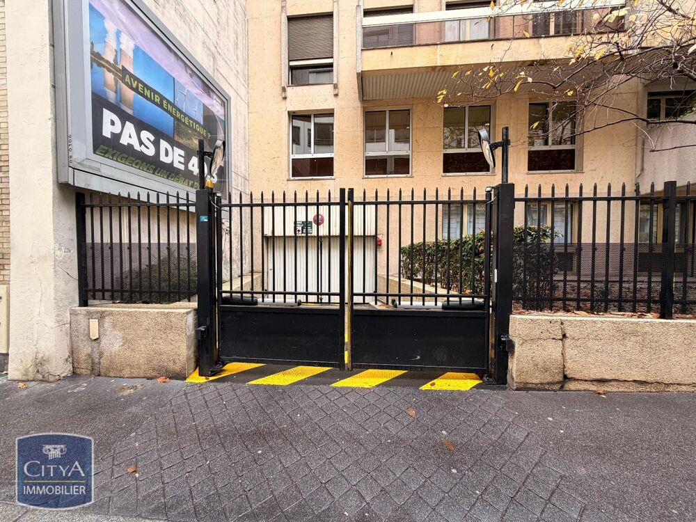 location Parking / Garage Paris 8