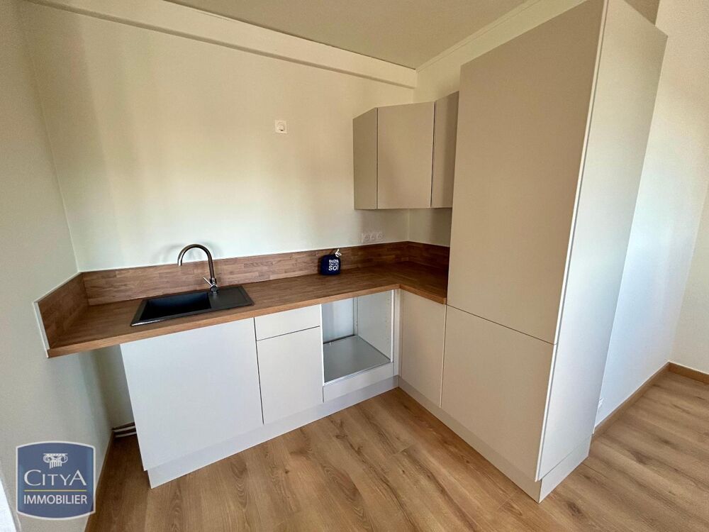 location Appartement - 1 pièce(s) - 40 m² Charleville-Mézières (08000)