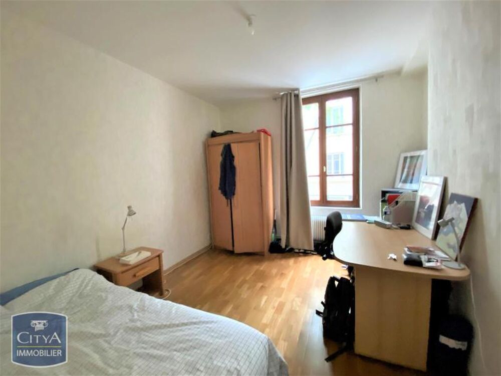 location Appartement - 3 pièce(s) - 75 m² Lyon 8