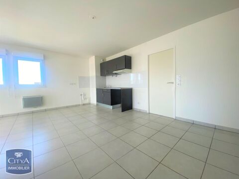  Appartement  louer 4 pices 82 m