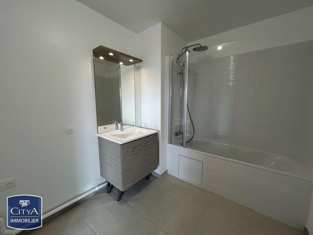 location Appartement - 3 pièce(s) - 77 m² Caen (14000)