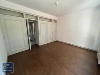  Appartement à louer 2 pièces 45 m²