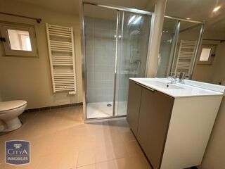  Appartement à louer 1 pièce 33 m²
