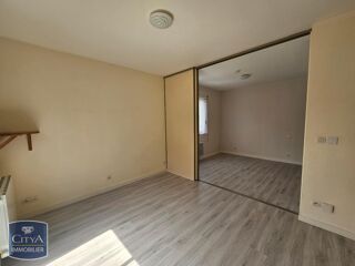  Appartement à louer 1 pièce 28 m²