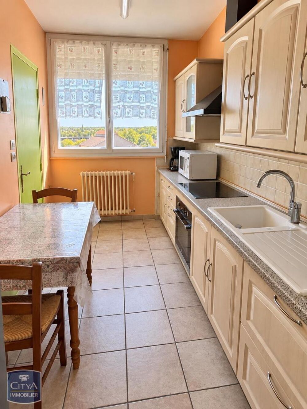 À LOUER : Découvrez cet agréable appartement T3 de 67 m²....