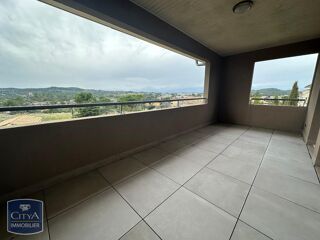 location Appartement - 3 pièce(s) - 68 m² Les Angles (30133)