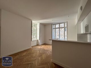  Appartement à louer 3 pièces 69 m²