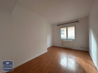  Appartement à louer 3 pièces 70 m²