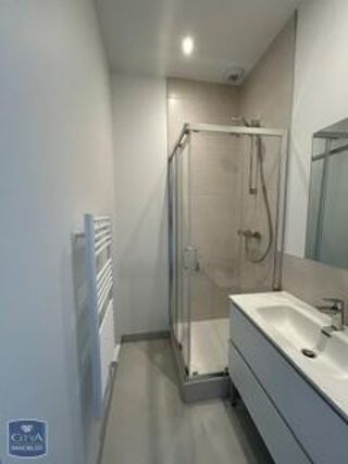  Appartement à louer 3 pièces 68 m²