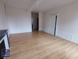  Appartement à louer 4 pièces 97 m²