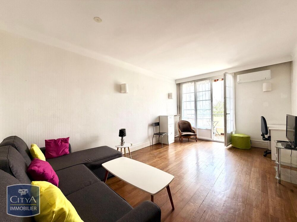 À LOUER APPARTEMENT CLIMATISÉ RUE PAUL VERLAINE à Villeu....