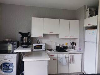  Appartement à louer 1 pièce 33 m²