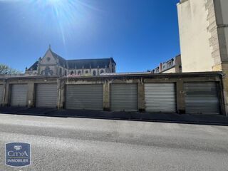  Parking / Garage � louer 