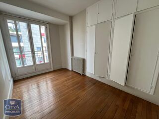  Appartement à louer 6 pièces 210 m² Clermont-ferrand
