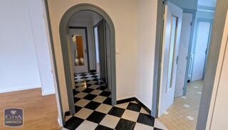  Appartement � louer 4 pi�ces 76 m�