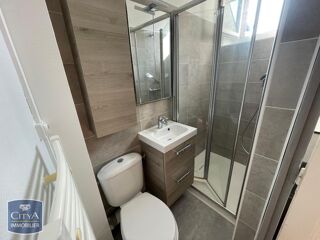  Appartement à louer 2 pièces 38 m²