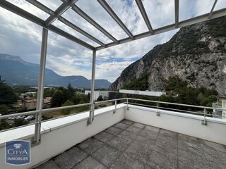  Appartement à louer 2 pièces 47 m²