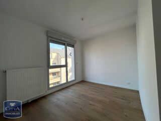  Appartement à louer 3 pièces 66 m²