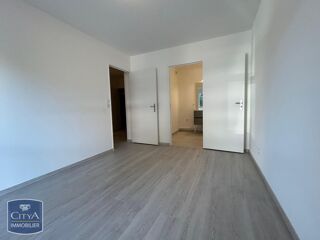  Appartement à louer 2 pièces 43 m²