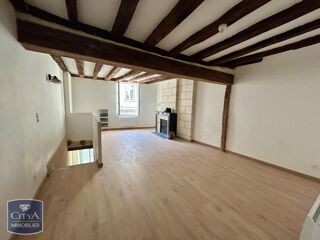  Appartement à louer 4 pièces 104 m²