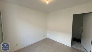  Appartement à louer 2 pièces 42 m²