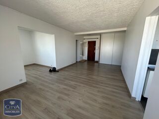  Appartement à louer 4 pièces 78 m²