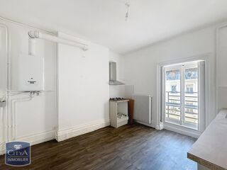  Appartement à louer 4 pièces 112 m²