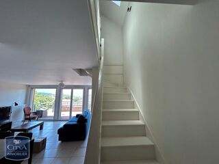  Appartement à louer 4 pièces 75 m²