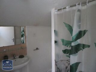  Appartement à louer 1 pièce 50 m²