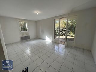  Appartement à louer 2 pièces 50 m²