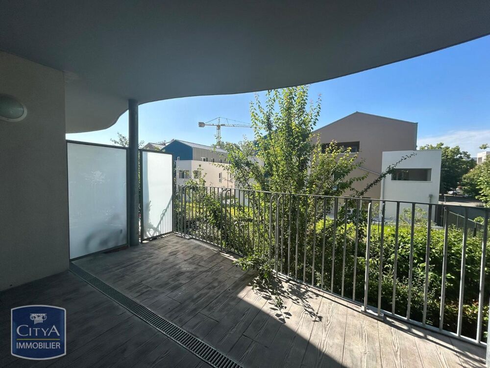 À LOUER - APPARTEMENT T4 AVEC BALCONS, PARKING ET ASCENS....