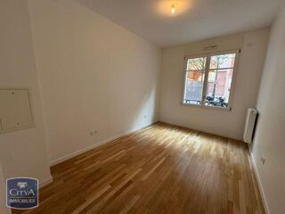  Appartement à louer 3 pièces 68 m²