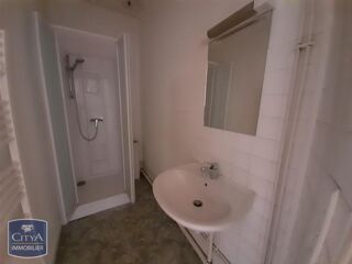  Appartement à louer 4 pièces 71 m²