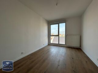  Appartement à louer 3 pièces 66 m²