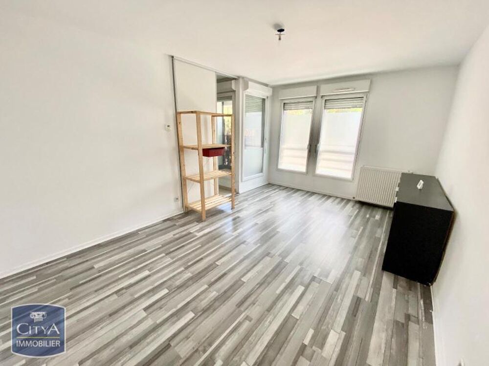 À LOUER : Appartement T3 à Lille, dans le quartier prisé....