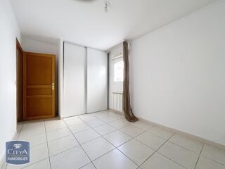  Appartement � louer 4 pi�ces 94 m�