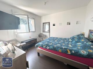  Appartement à louer 2 pièces 45 m²