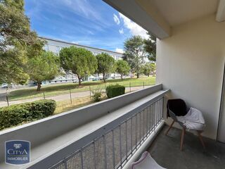  Appartement à louer 4 pièces 75 m²