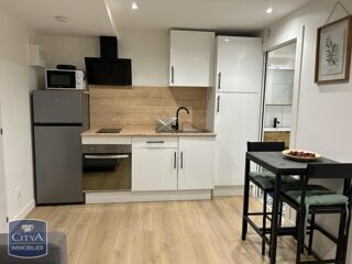  Appartement à louer 2 pièces 27 m²
