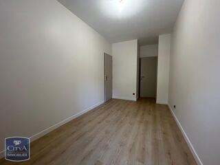  Appartement � louer 4 pi�ces 87 m�