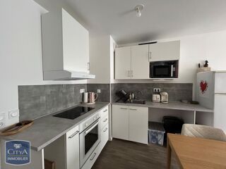  Appartement à louer 2 pièces 44 m²