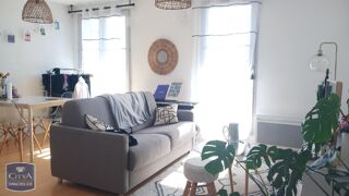  Appartement à louer 2 pièces 42 m²