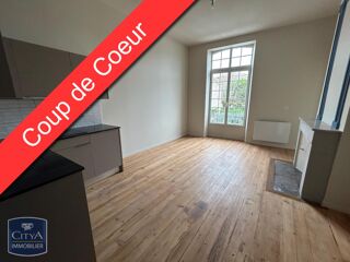  Appartement à louer 4 pièces 82 m²