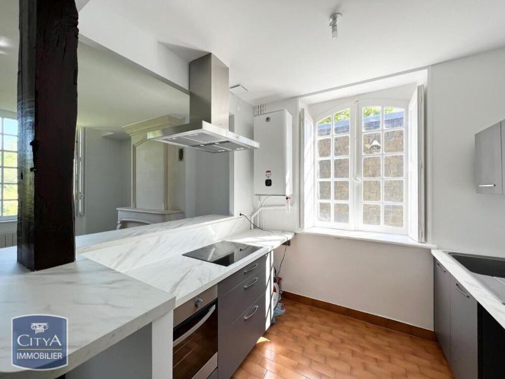 À LOUER : Appartement bourgeois T2 situé à Chécy, dans l....